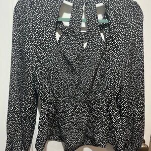 Candie's Black and White Patterned Blouse